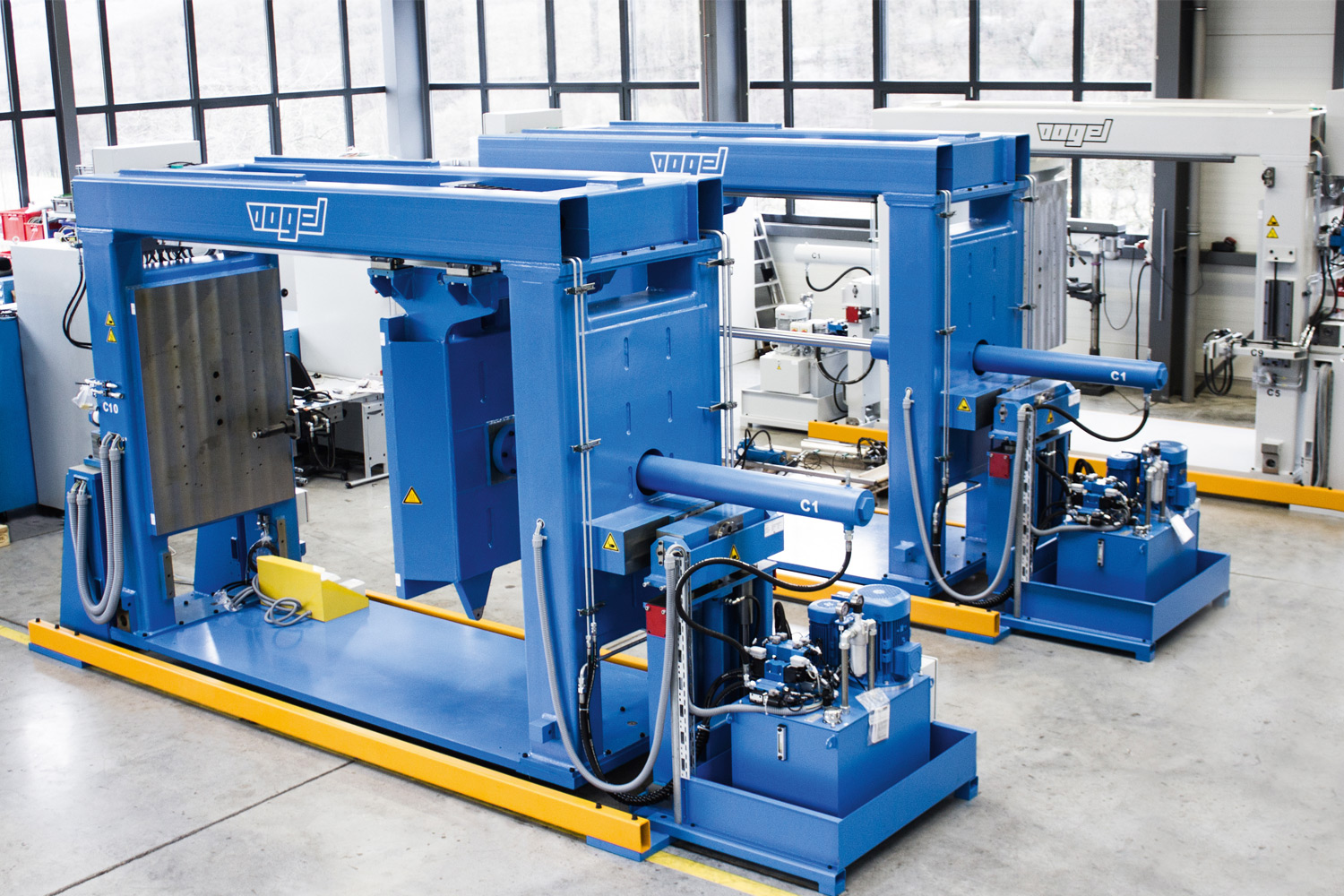 Schliessmaschine_ADG Schliessmaschine_ADG