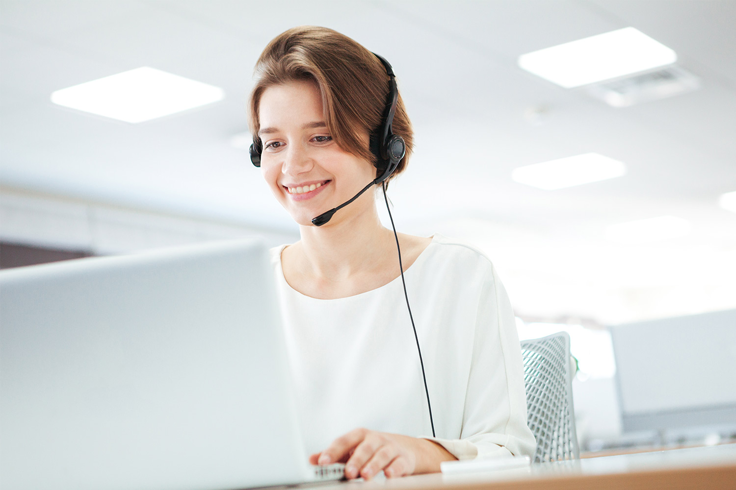 Service_Hotline_Teaser Service_Hotline_Teaser