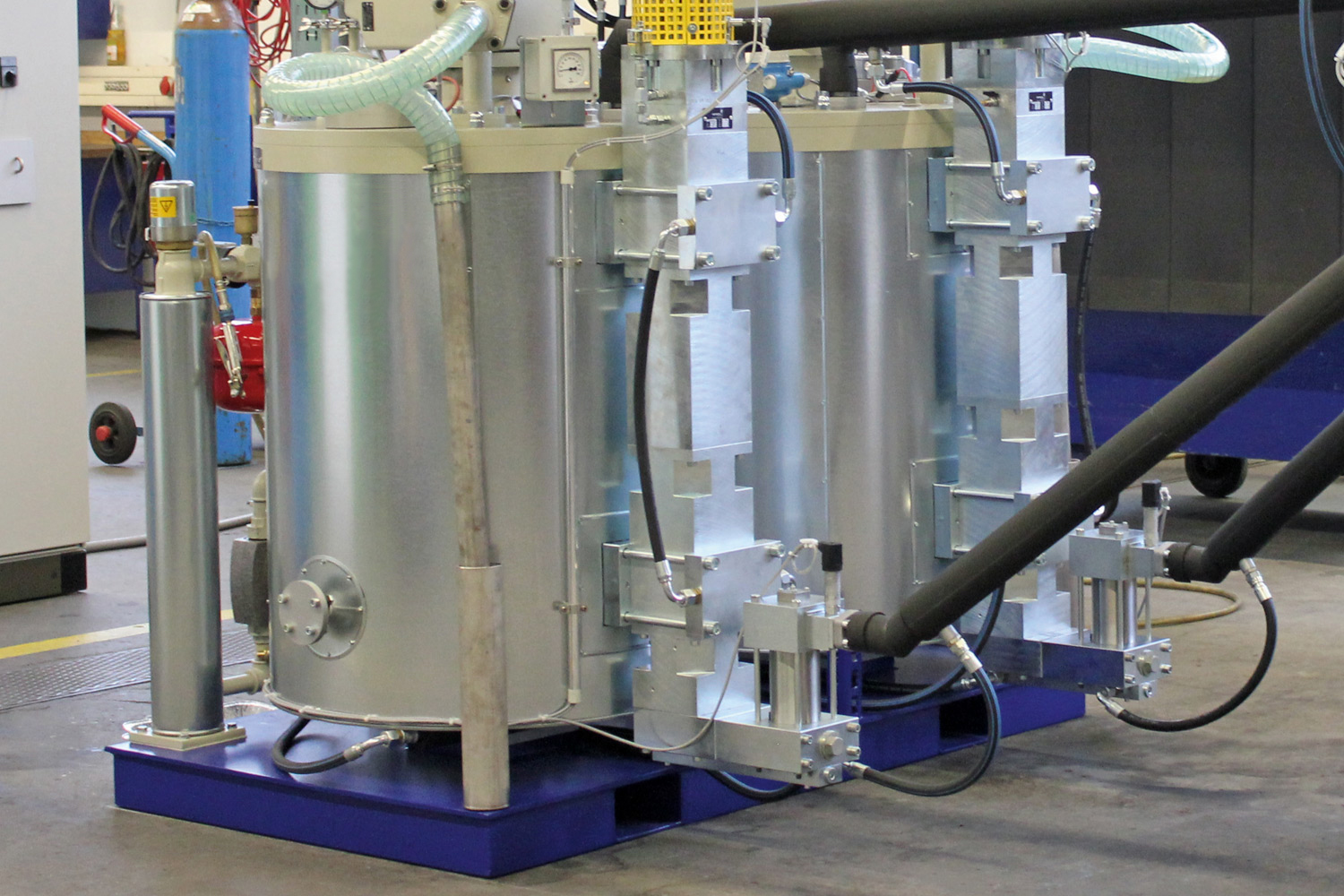 Vakuum_Giesshartzanlage_Produkte_2 Vakuum_Giesshartzanlage_Produkte_2